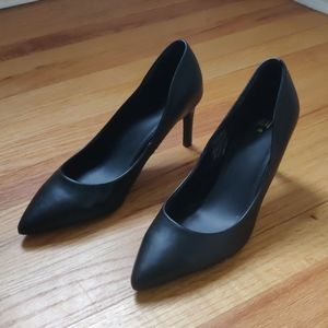 Black H&M Pumps